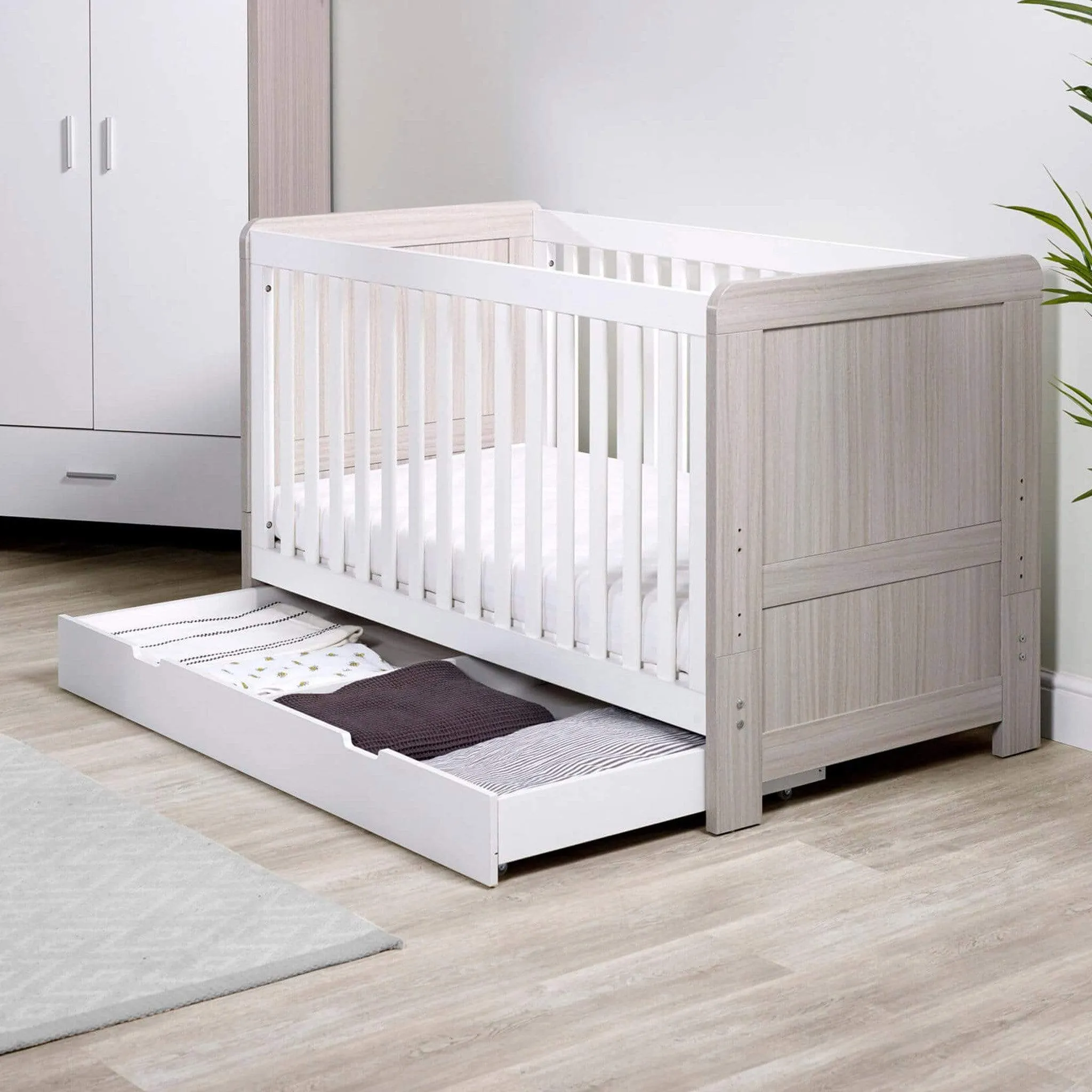 Ickle Bubba Pembrey 3 Piece Furniture Set and Under Drawer Ash Grey & White